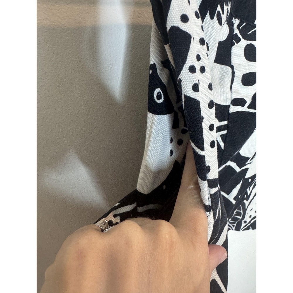 Farm Rio Shorts Womens Medium Black Animal Print Pleated Chino Casual Summer - Picture 10 of 12